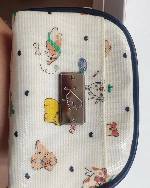 รูปจากลูกค้า — Pocket Bag · Wiggly Heart Dot · ดำ