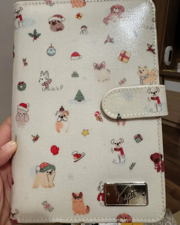 รูปจากลูกค้า — Document Holder (ทะเบียนบ้าน/รถ) · Merry Marching · แดง (Cherry Red)