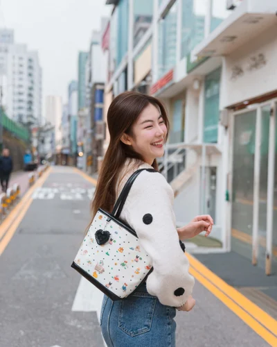 The Bucket Tote · Wiggly Heart Dot · ดำ (Puffer Black) (รุ่นอัพเกรด) — รูปที่ 7