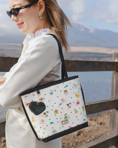 The Bucket Tote · Wiggly Heart Dot · ดำ (Puffer Black) (รุ่นอัพเกรด)