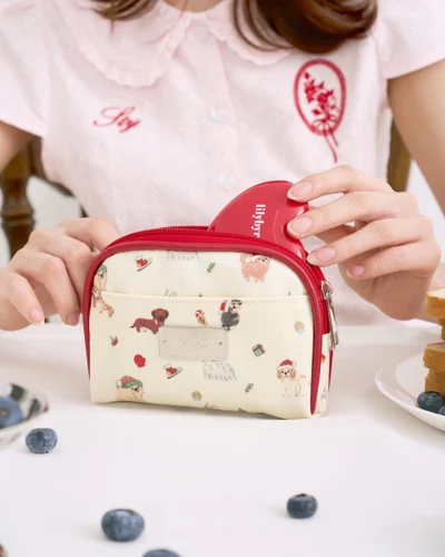 Pocket Bag · Merry Marching · แดง (Cherry Red) — รายละเอียด
