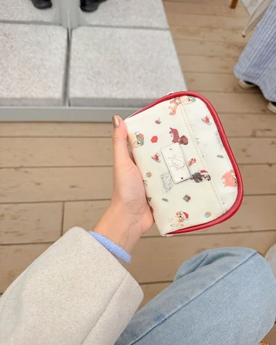Pocket Bag · Merry Marching · แดง (Cherry Red) — ตอนใช้จริง