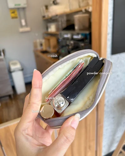 Pocket Bag · Wiggly Heart Dot · ดำ — ช่องใส่ของด้านใน — ถ่ายจากลายอื่นของรุ่นนี้