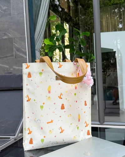 M · Fluffy Party · น้ำตาลทอง