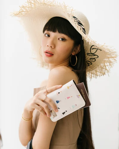 Passport Case — รูปปกรุ่น