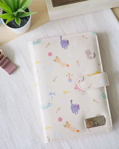 Document Holder (ทะเบียนบ้าน/รถ) · Rolling Cats · ชมพู Coral