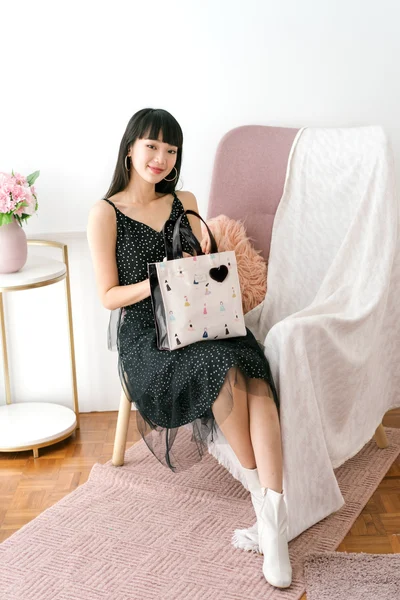S · Little Girls · ดำเงา (Glossy Black)