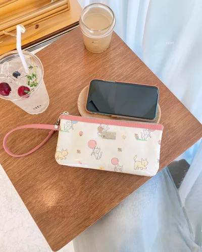 Wallet on Shoulder · Happy Puppy · ชมพู