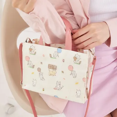 Crossbody Tiny Hopping · Happy Puppy · ชมพู