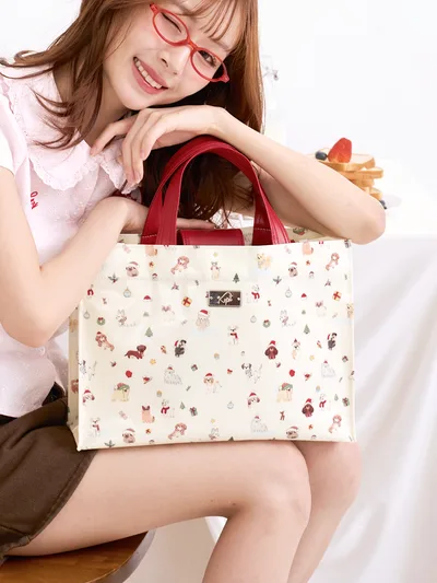 Cozy Urban · Merry Marching · แดง (Cherry Red)
